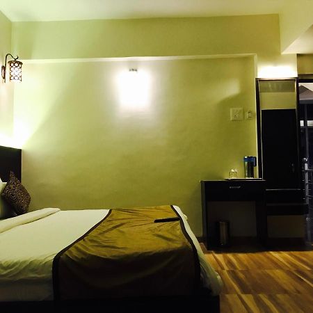 Hotel Sai Kripa Imperial Daman Extérieur photo